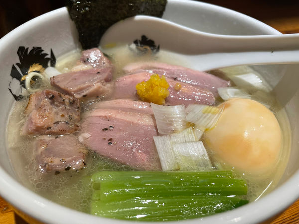 「特製鴨中華そば」@満鶏軒の写真