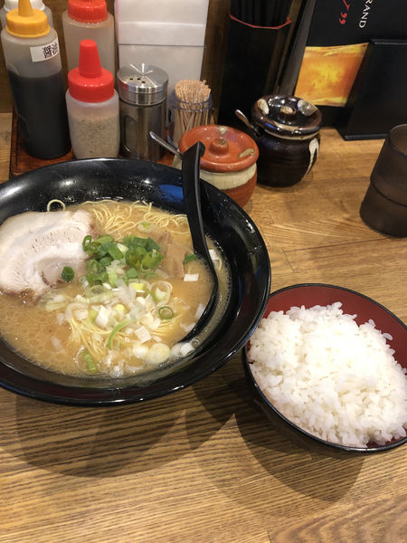 「無極ラーメン」@とんこつラーメン無極 西台の写真