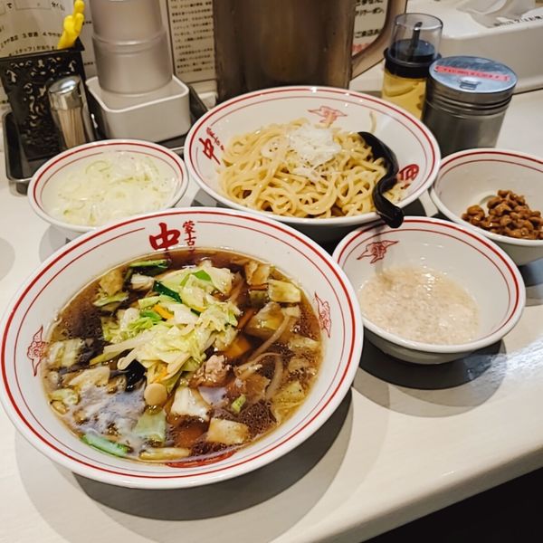 「冷やし醤油タンメン納豆ネギ背脂」@蒙古タンメン中本 秋津店の写真