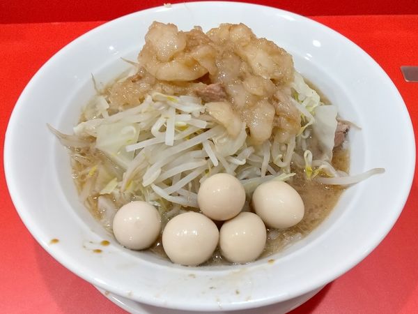 「ラーメン＋豚＋うずら」@ラーメン ノックアウトの写真