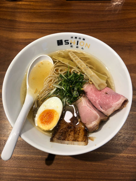 「塩ラーメン」@淡麗拉麺 志おん-shion-の写真