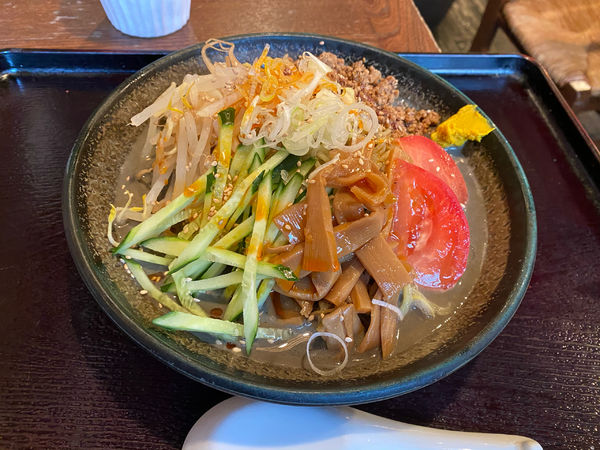 「冷やし黒胡麻担々麺（限定10食）大盛り無料850円」@漫遊記の写真