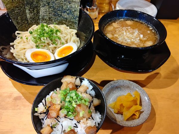 「魚介とんこつつけ麺(並盛180g)858円＋Cセット308円」@オリオン餃子 高崎駅前店の写真