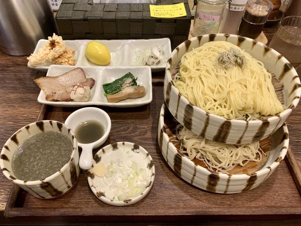 「特選煮干し塩つけそば1100円」@焙煎汐蕎麦処 金字塔の写真