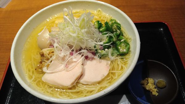 「塩らぁ麺(大盛サービス)¥850+味玉¥100-」@大衆IZAKAYA エイト 大崎店の写真