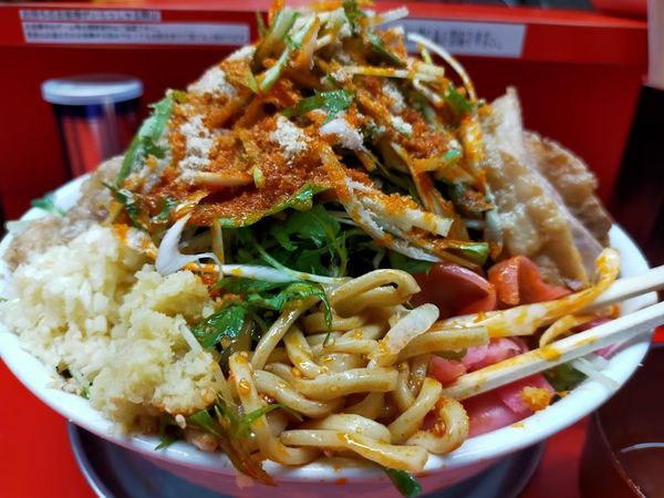 「冷やしカネシそば・大・麺増600（全部・擦りごま&辣油増）」@ハナイロモ麺 吉祥寺本店の写真