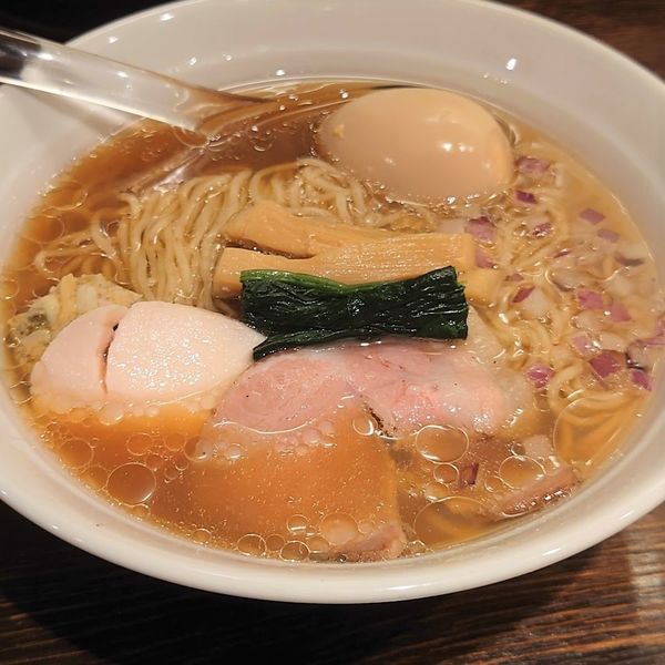 「味玉貝出汁醤油そば　900円」@貝出汁 中華そば 竹祥の写真