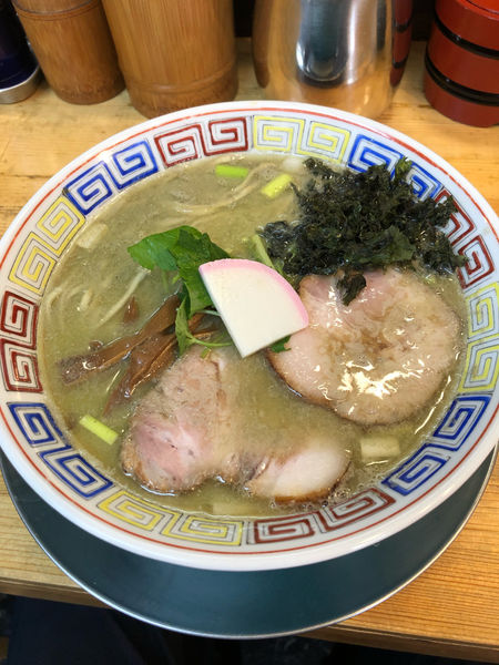 「魚群煮干し中華そば 900円」@我的中華そば 机上の空論。の写真