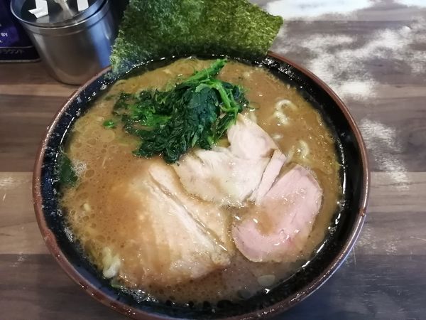 「ラーメン　800円」@神田ラーメン わいず 神田本店の写真