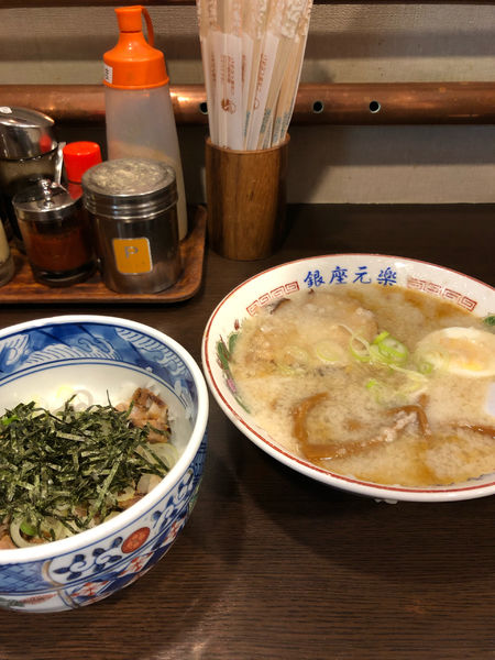 「元ラーメン半ぶためしセット　1000円」@銀座元楽の写真