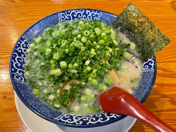 「ラーメン全部乗せ」@博多ラーメン 鶴亀堂 長久手図書館通店の写真