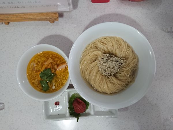 「【限定】紀州南高梅をつぶしながら食べる昆布水塩つけ麺」@ラーメン星印の写真