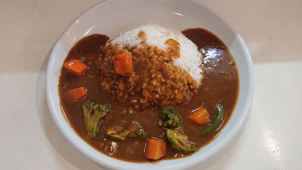 「野菜カレー　８００円」@ニコニコまぜ麺＆カレーの写真