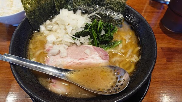 「醤油豚骨」@らーめん三郷家の写真