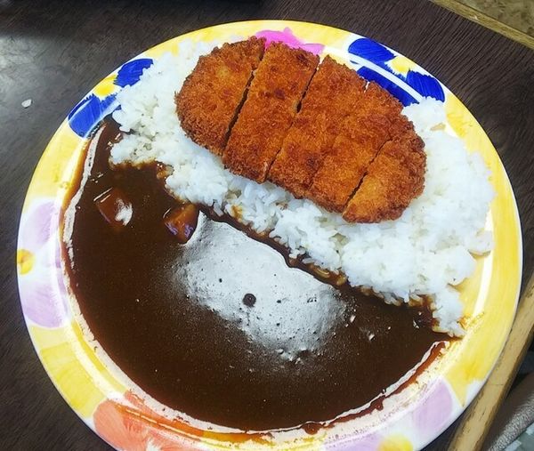 「カツカレー大400円」@ビジネス民宿武蔵の写真