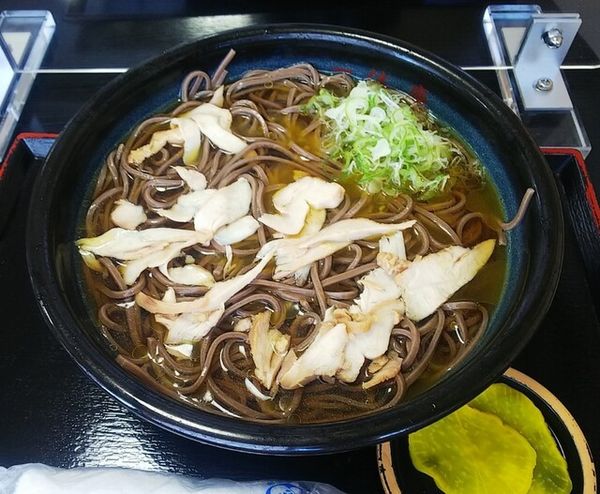 「肉そば冷大盛850円」@一休庵の写真