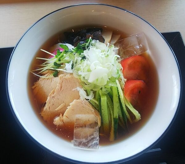 「冷やしラーメン大盛850円」@毘沙門の写真