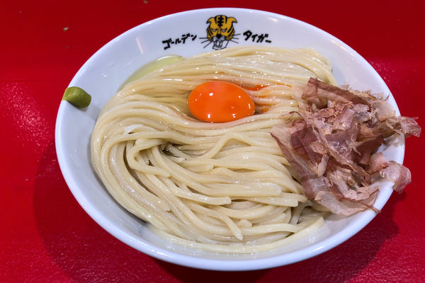 「TKM(大)750円+ライス(小)50円」@ゴールデンタイガーの写真