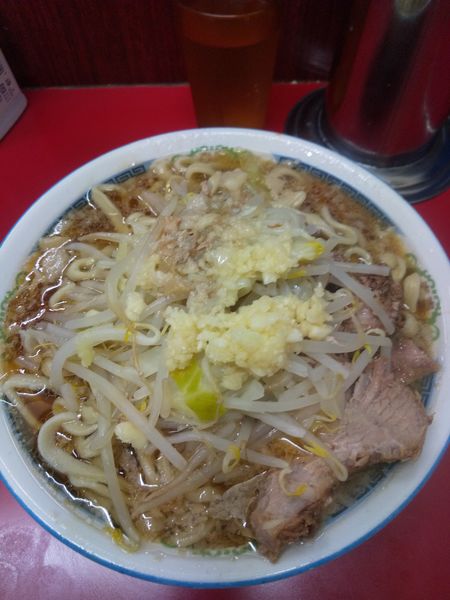 「小ラーメン500円(ニンニク・アブラ)」@ラーメン二郎 目黒店の写真