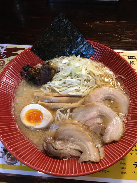 「全力とんこつ 特選　1,000円」@全力とんこつ 多万吉屋の写真