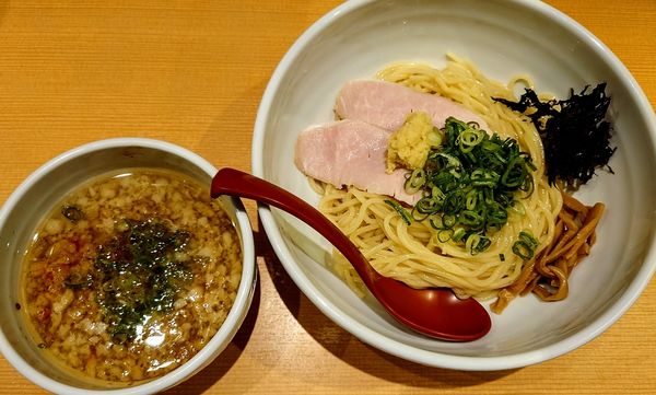 「背脂生姜醤油つけ麺」@生姜醤油専門 我武者羅 幡ヶ谷本店の写真