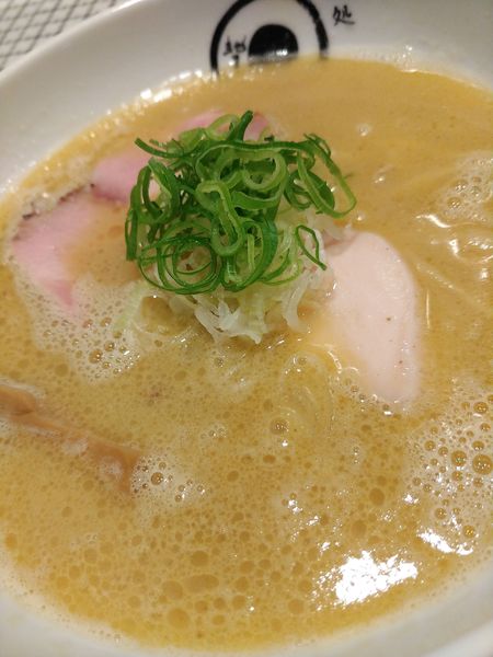 「鶏白湯 小」@麺処 虵の目屋の写真