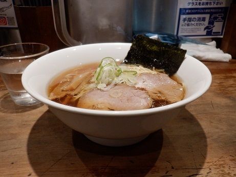 「中華そば」@中華そば コヨシ 渋谷店の写真