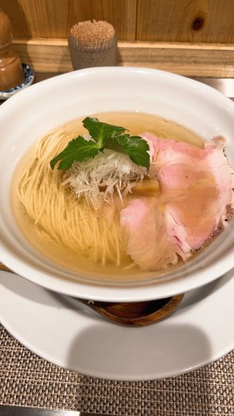 「塩そばと肉丼お得セット」@成城青果の写真