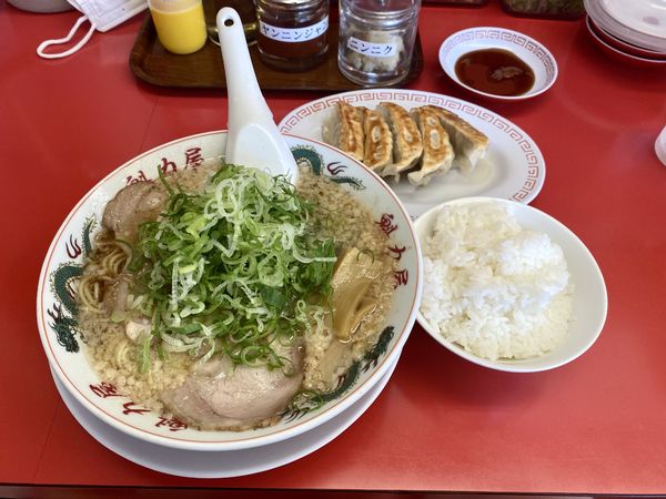 「醤油ラーメン（650）餃子セット（240）」@ラーメン魁力屋 仙台南店の写真