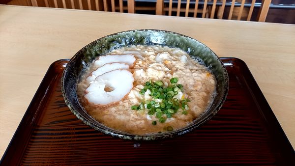 「玉子うどん」@八雲 本店の写真