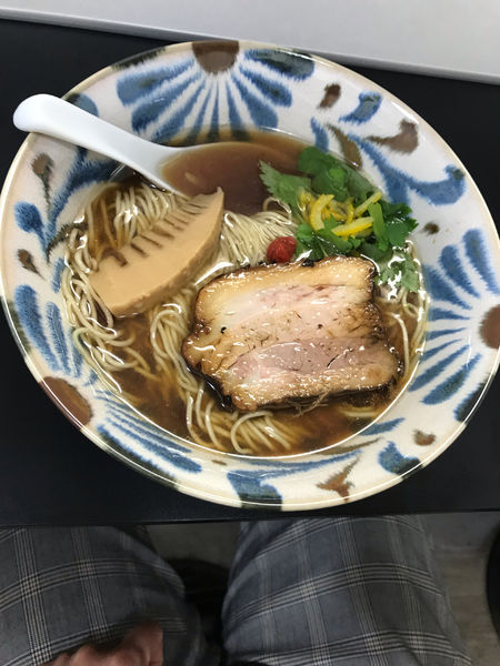 「アゴだし醤油らーめん 850円」@自家製麺SHINの写真