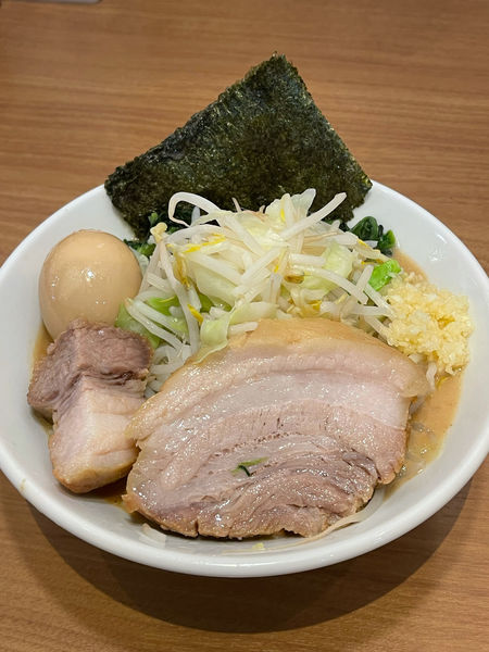 「ミニラーメン（麺半分）ほうれん草、海苔、煮卵」@ちばから 蒲田店の写真