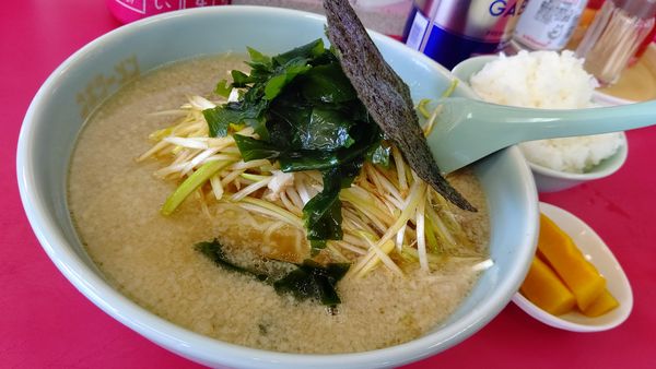 「ネギラーメン８００円+半ライス１５０円」@ラーメンショップ 都賀店の写真