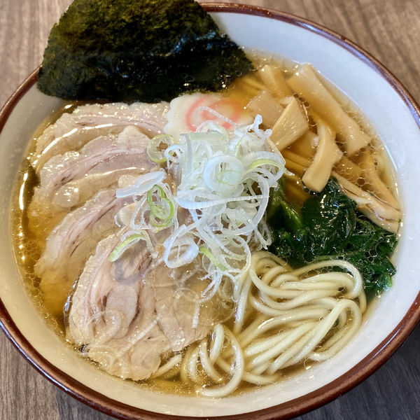 「チャーシューメン「金目鯛と鶏ガラのＷスープの中華そば」」@呑み喰い処 くぼ家の写真