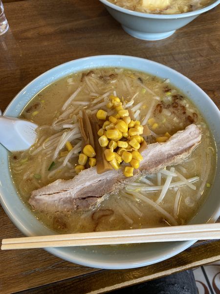 「みそラーメン大盛りチャーシュー1枚」@サッポロラーメン羆の写真