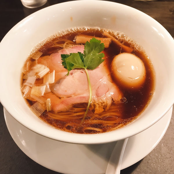 「地鶏丹波黒どり醤油らぁめん」@KaneKitchen Noodlesの写真