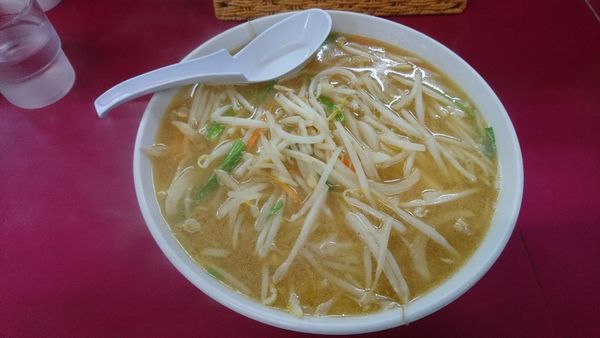 「味噌ラーメン定食950円」@一休の写真