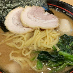 ラーメン 柔らかめ 濃いめ 多め ライス(無料)