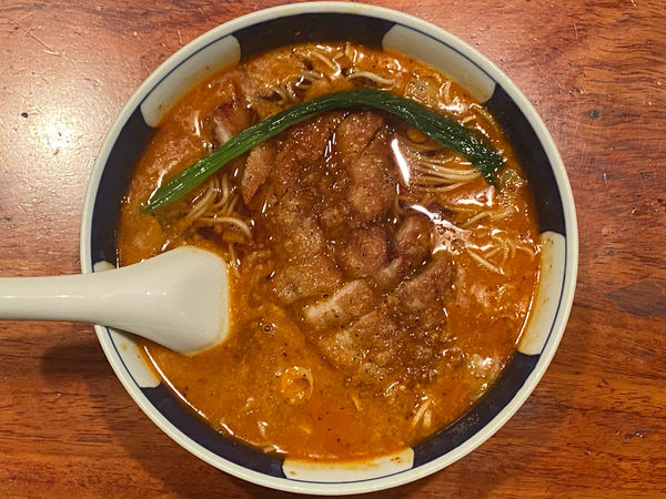 「排骨担々麺」@支那麺 はしご 銀座本店の写真