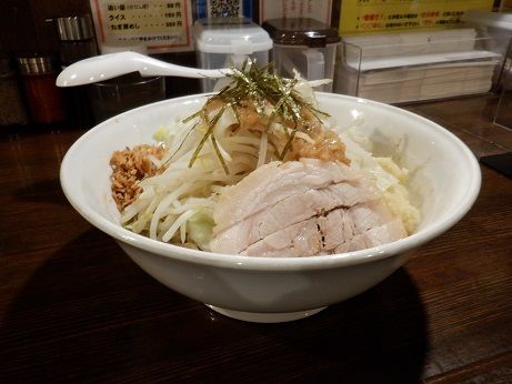 「汁なし　小　麺１８０ｇ」@麺屋 善 渋谷道玄坂店の写真