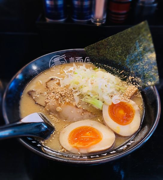 「醤油らーめん（￥800）＋味玉（￥100）」@麺屋 白鬚の写真