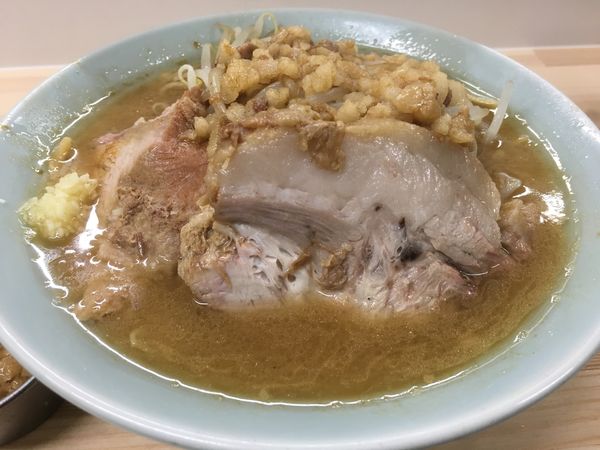 「ラーメン（ﾆﾝﾆｸ ｱﾌﾞﾗ）」@ラーメン工藤の写真