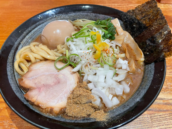 「とろりそば半熟味玉1000円」@味箪笥の写真