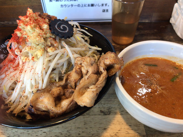 「旨辛味噌つけめん(全部) 900円」@旨辛味噌らーめん ぼんずの写真