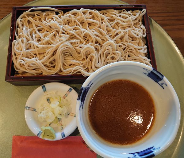 「ごまだれそば(1000円)」@武蔵屋 本店の写真