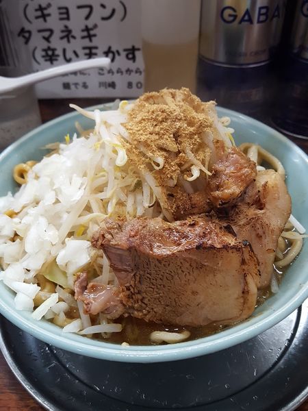 「大ラーメン」@麺でる 川崎店の写真