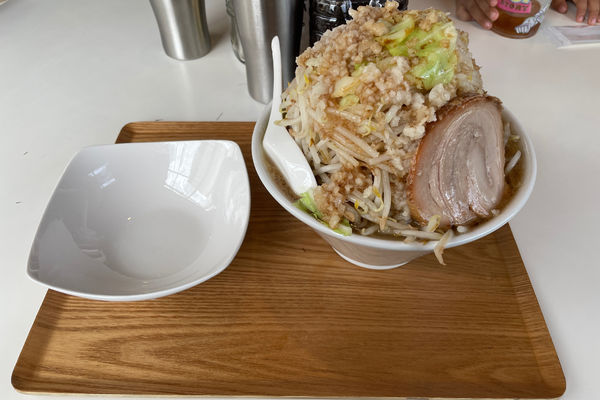 「美郎ラーメン全マシ大盛り」@Life is beautiful らぁ麺 & Cafe'barの写真