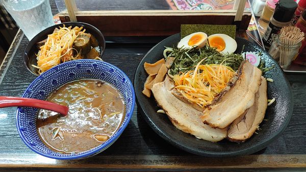 「ネギつけそば（小） 900円+賄いチャーシュー丼 280円」@麺屋こうきの写真