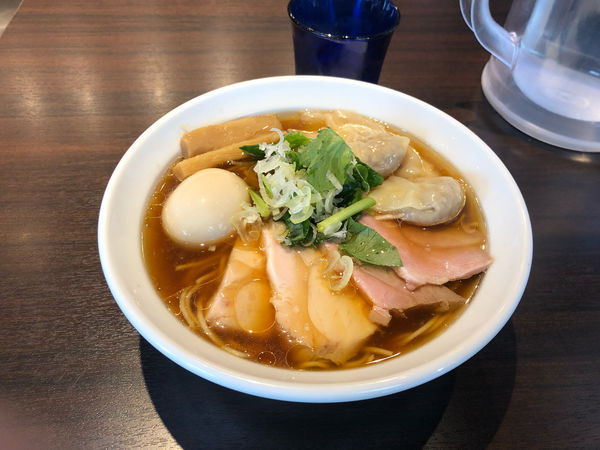 「醤油ラーメン」@麺屋 彩音 ~Sign~の写真