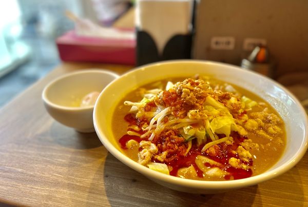 「☆閻魔ラーメンと温玉☆」@閻魔羅闍 鶴見本店の写真